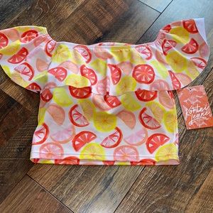 Brand new kortni jeane lemonade top ruffle around